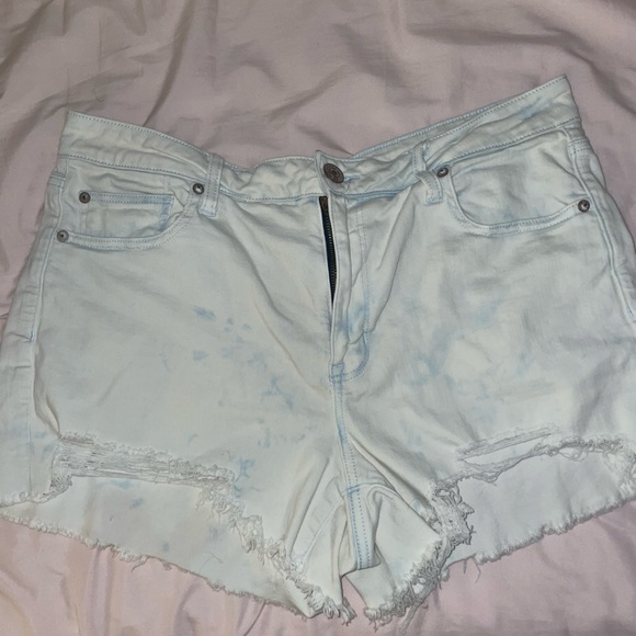 American Eagle light wash Jean shorts - Picture 1 of 4